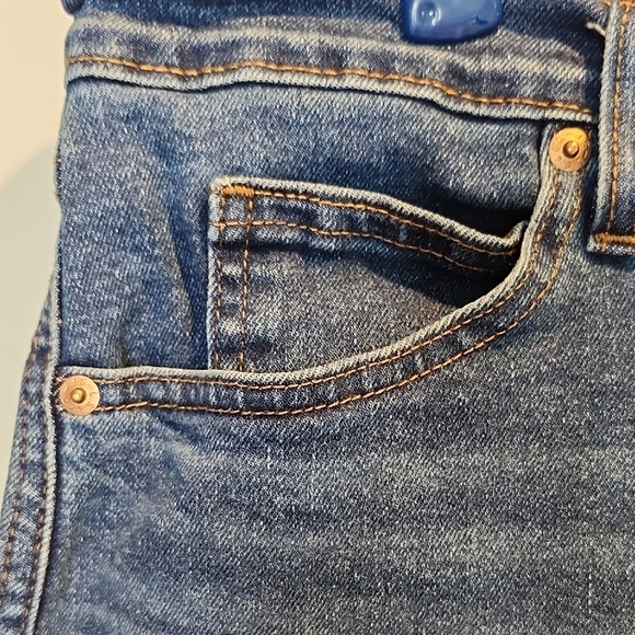 Levis Signature High Rise Zipper Fly Denim Cut Off Women's 5 Pocket Shorts Sz 12 - Picture 5 of 9